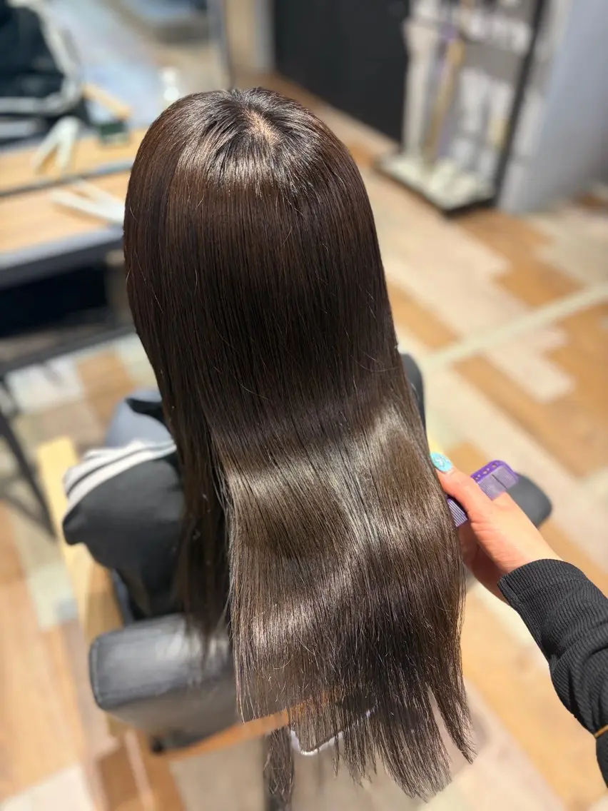 ロング ヘアカラー 💜🦋 COCONA🦋💜のヘアスタイル
