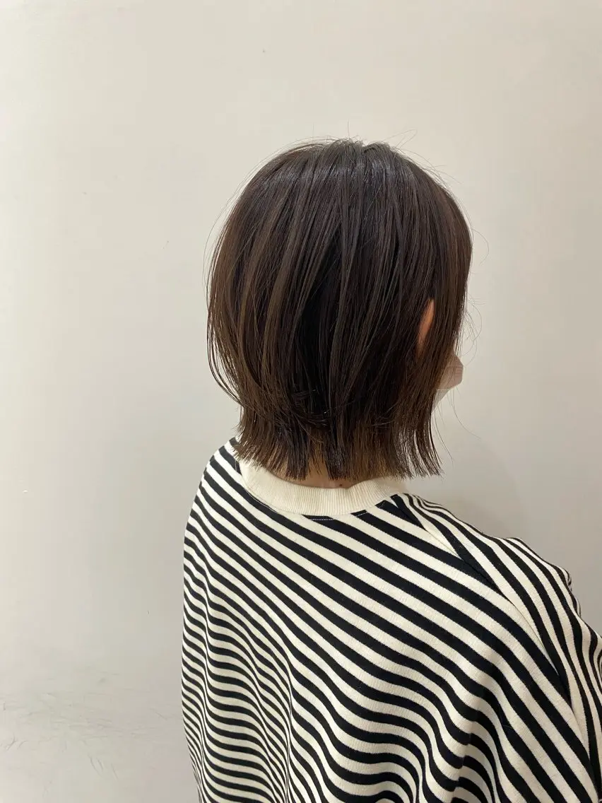 カラー ブラウンカラー 関 桃萌果のヘアスタイル