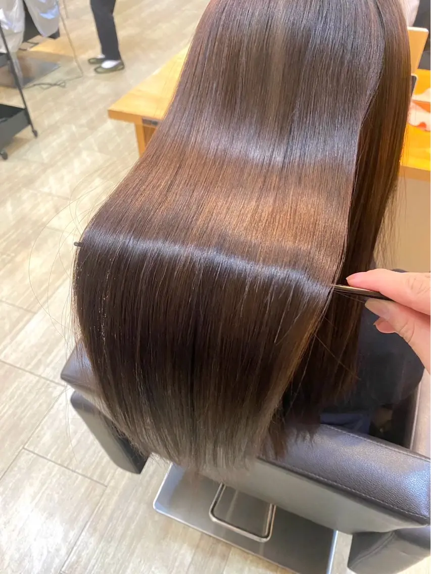 ロング 髪質改善 トリートメント 東 麻祐子のヘアスタイル