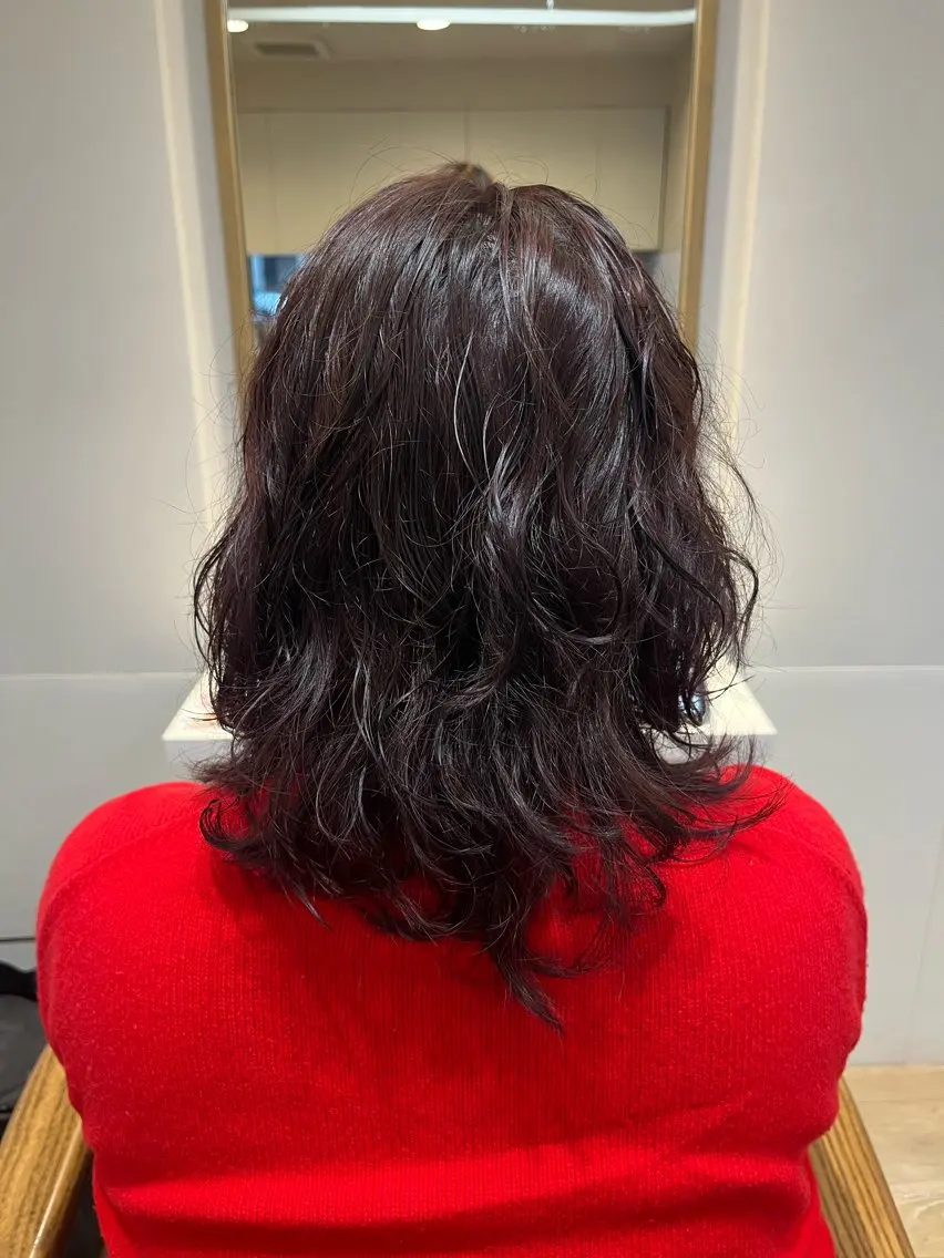 ミディアム カラー 小鴨 美佳のヘアスタイル