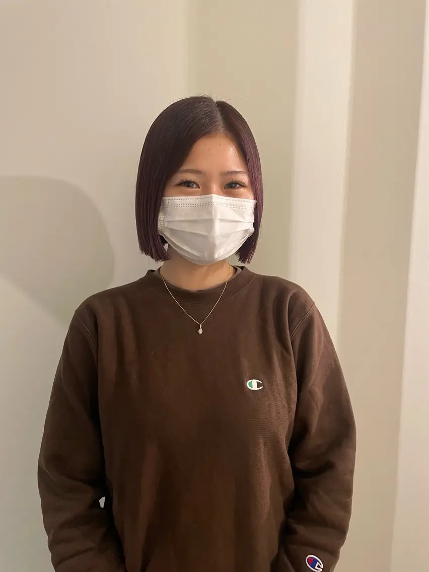 ショート カラー ブリーチ レッドカラー ヘアカラー 渋谷 留菜のヘアスタイル