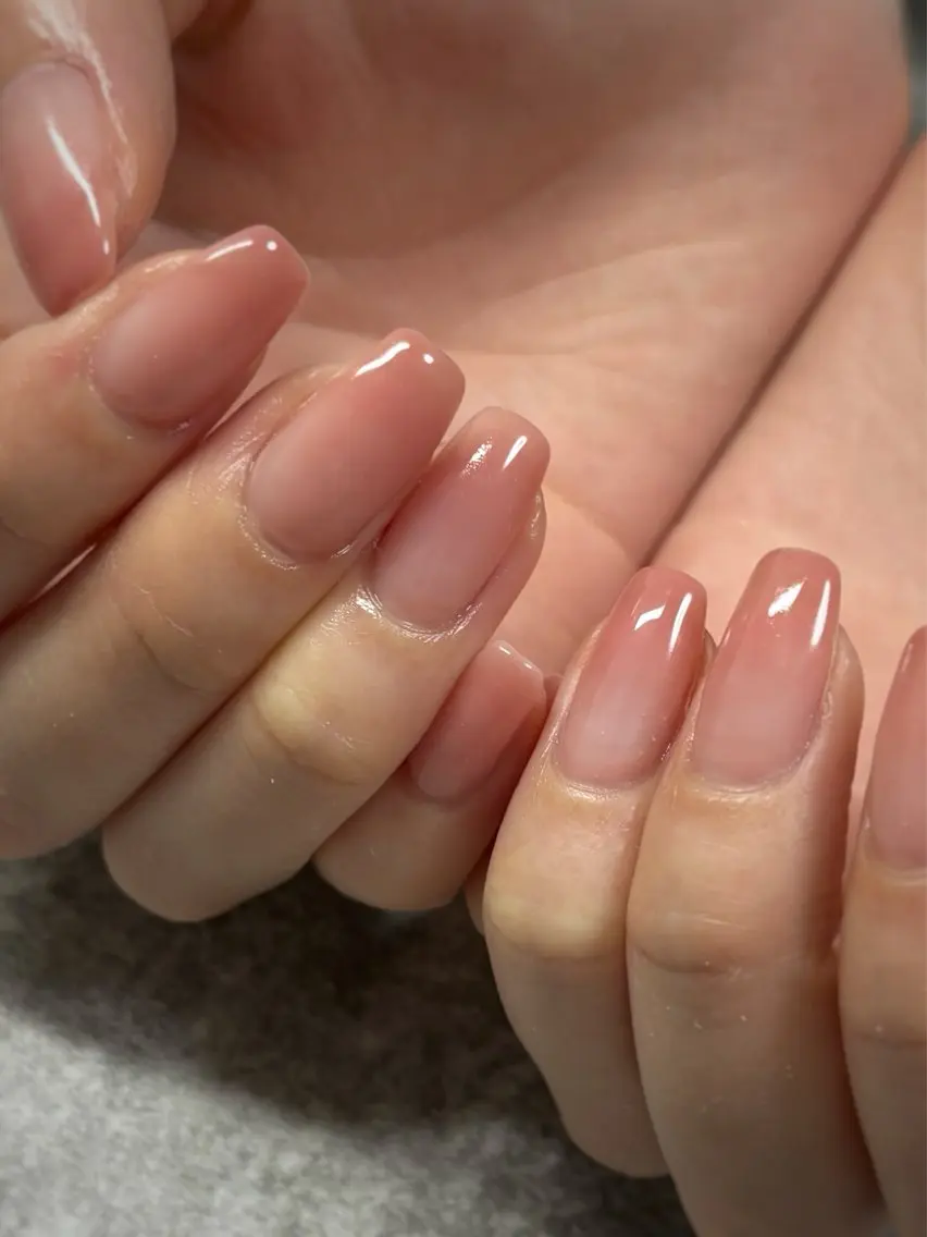 ネイル グラデーション ハンドネイル FIORITURA Maikoのネイルデザイン