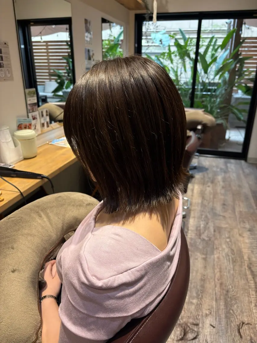 ミディアム カット ヘアカラー トリートメント SOL Matsumuraのヘアスタイル