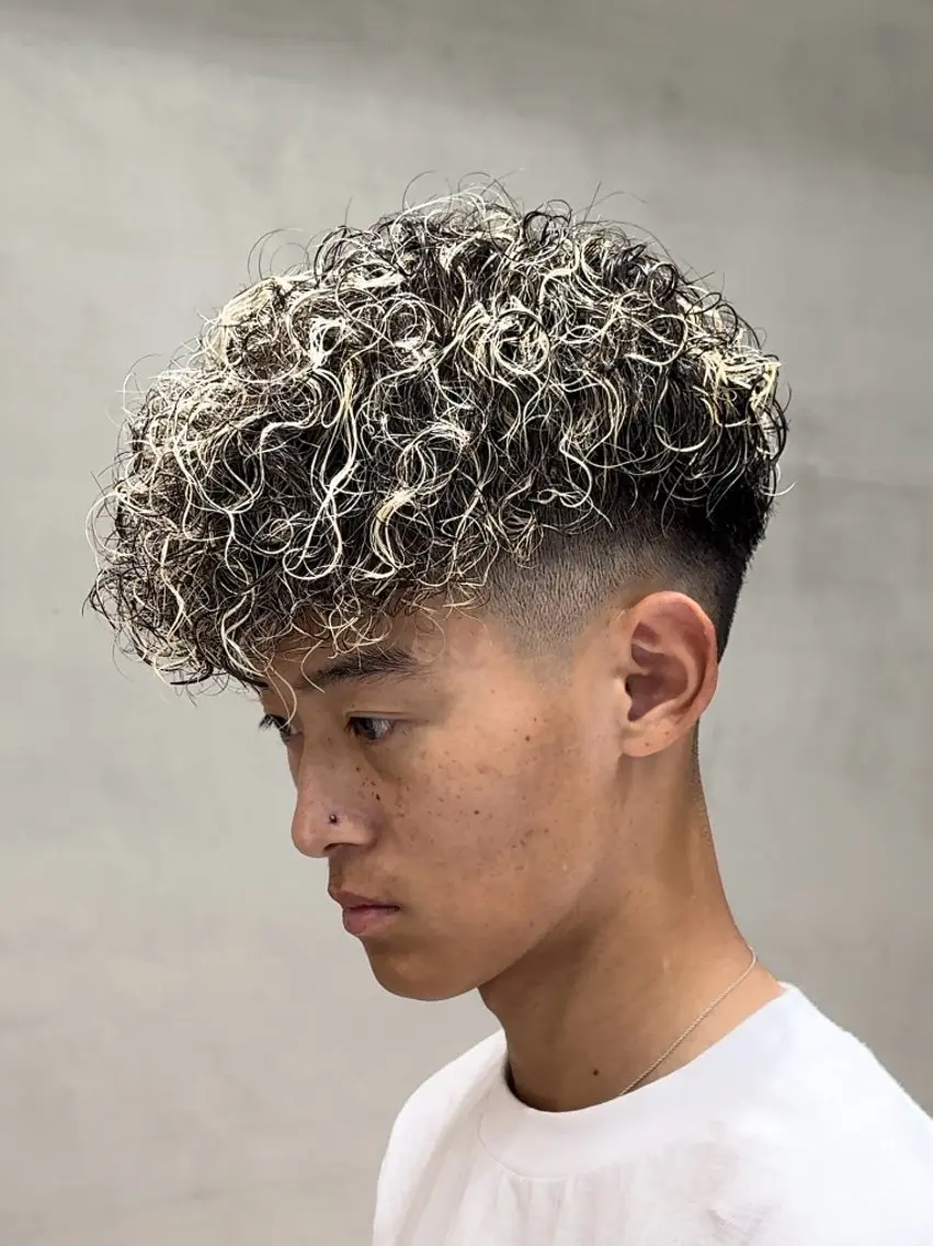 カラー パーマ fifth 新谷 柚樹のヘアスタイル