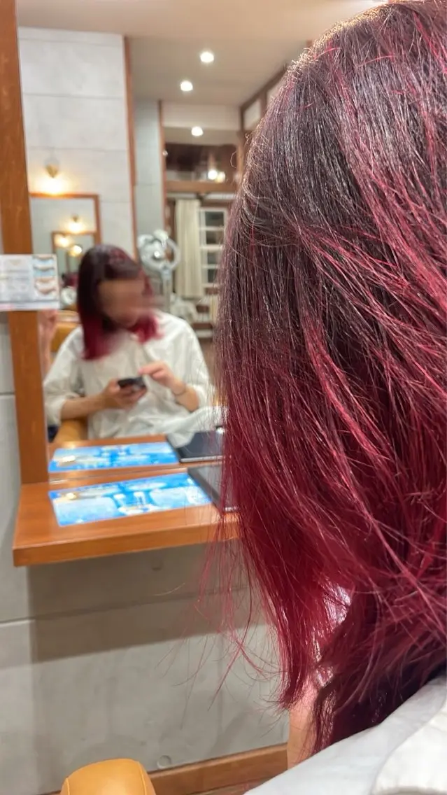 カラー ブリーチ ヘアカラー 加藤 雛美のヘアスタイル