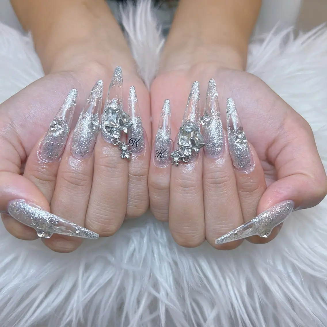 ネイル アートネイル オーロラネイル チークネイル 長さ出し フットネイル Miya _nailのネイルデザイン