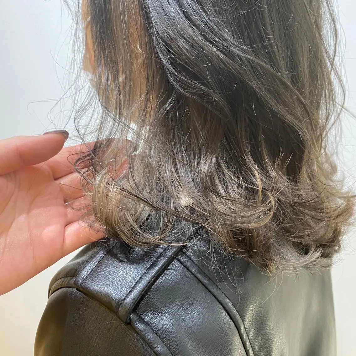 ミディアム カット ヘアカラー トリートメント 中司 莉菜のヘアスタイル