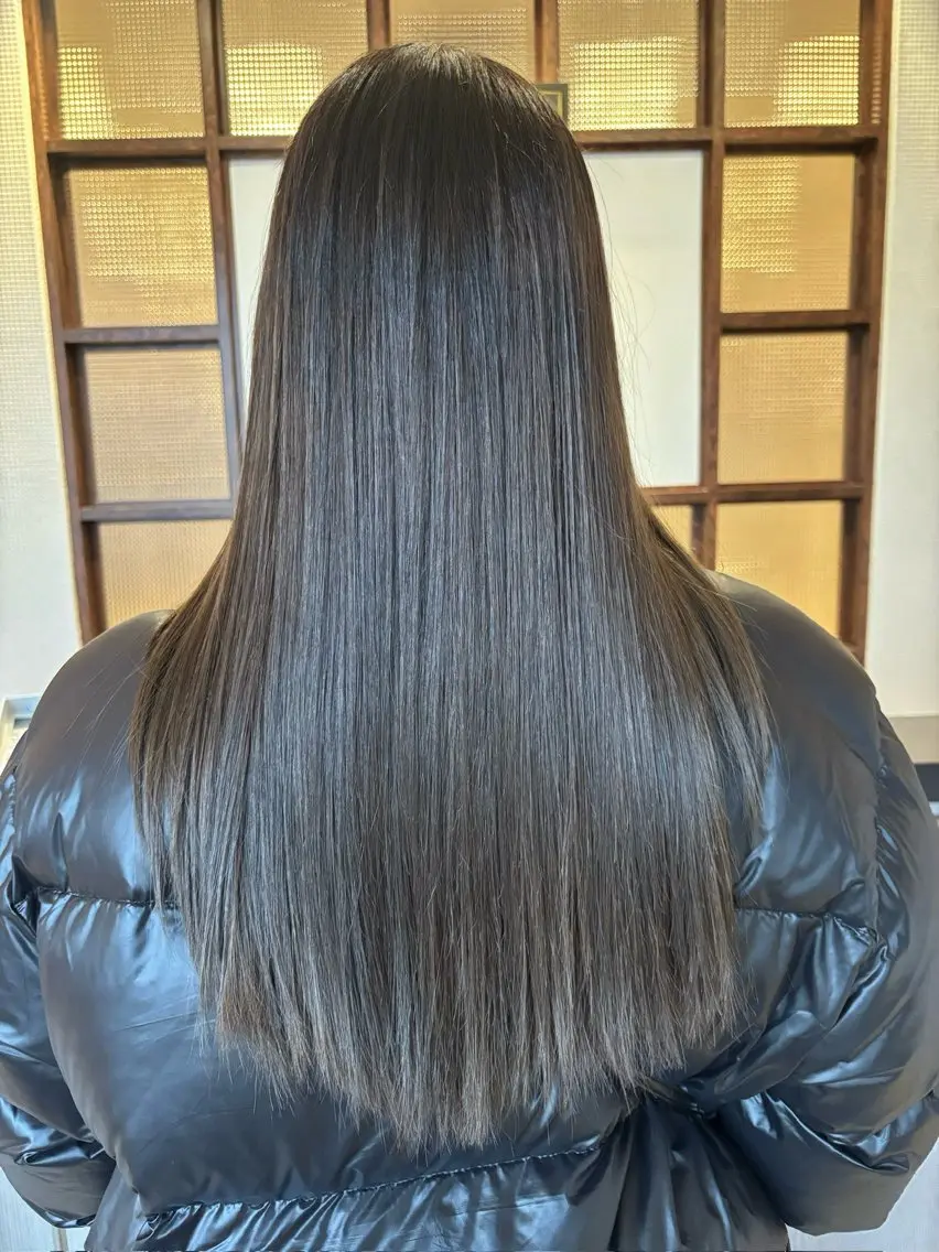 ロング 髪質改善 縮毛矯正 高橋 瑞季のヘアスタイル