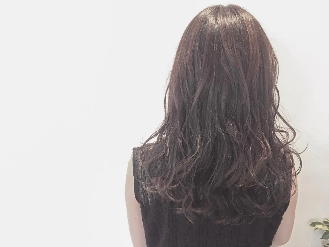 ロング カラー ベージュカラー mayo 🐄🌈のヘアスタイル