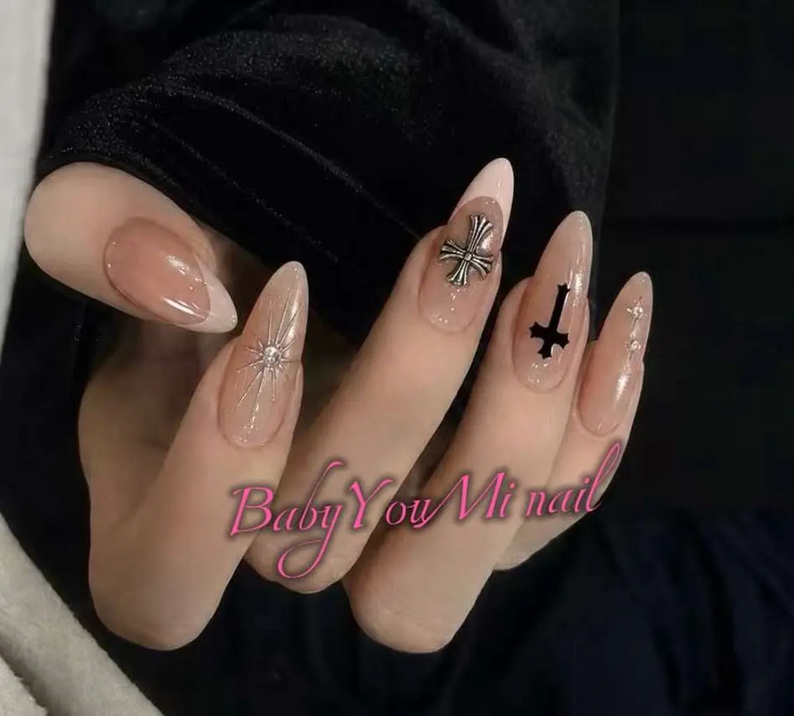 ネイル オーロラネイル チークネイル 成人式 フットネイル フレンチネイル ハンドネイル BabyYouMi nailのネイルデザイン