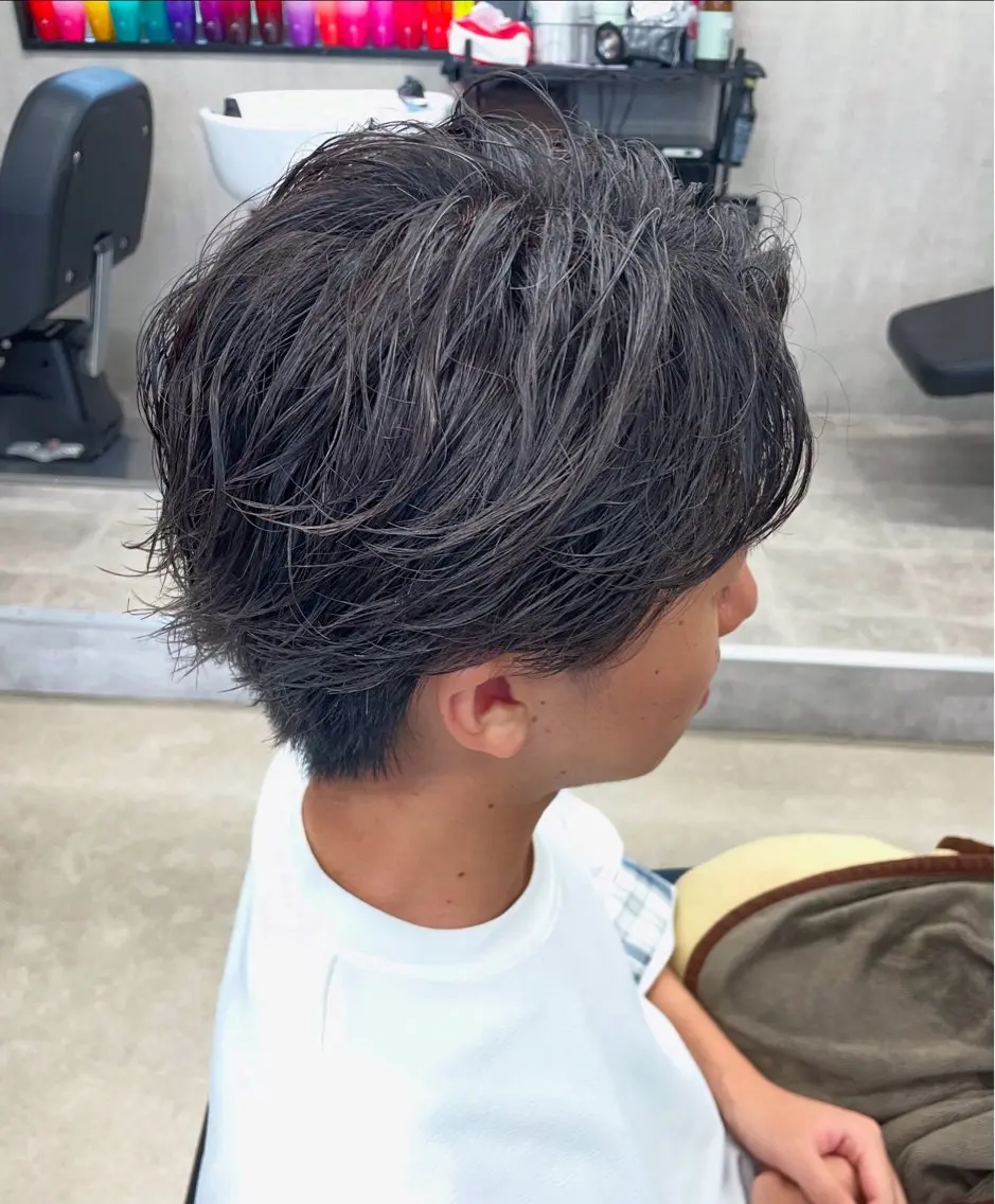 ショート パーマ メンズ フェザーパーマ メンズパーマ カット パーマ 大島 渓翔のヘアスタイル