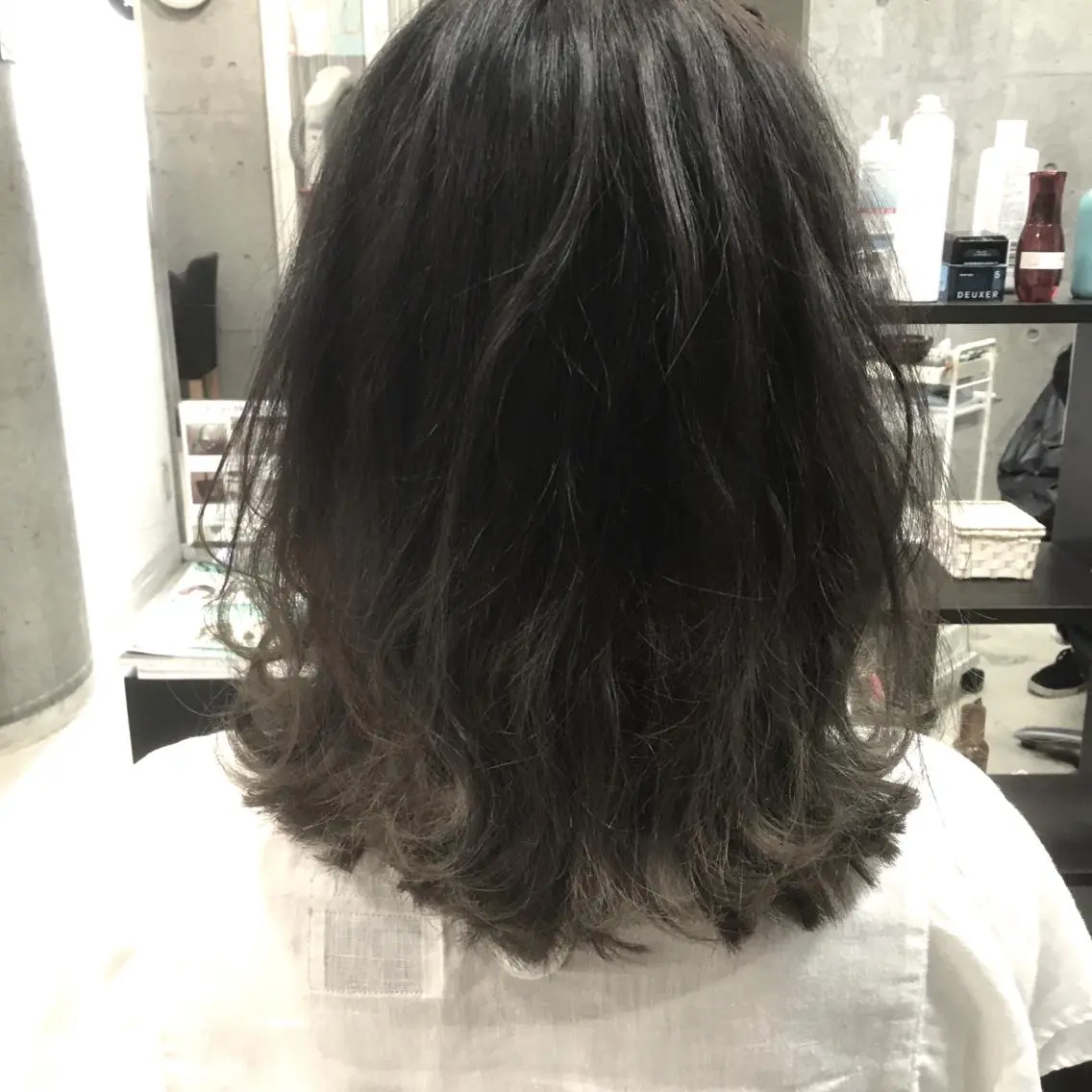 ミディアム 切りっぱなしボブ ボブ 外ハネヘア 髪質改善×レイヤー 高嶋のヘアスタイル