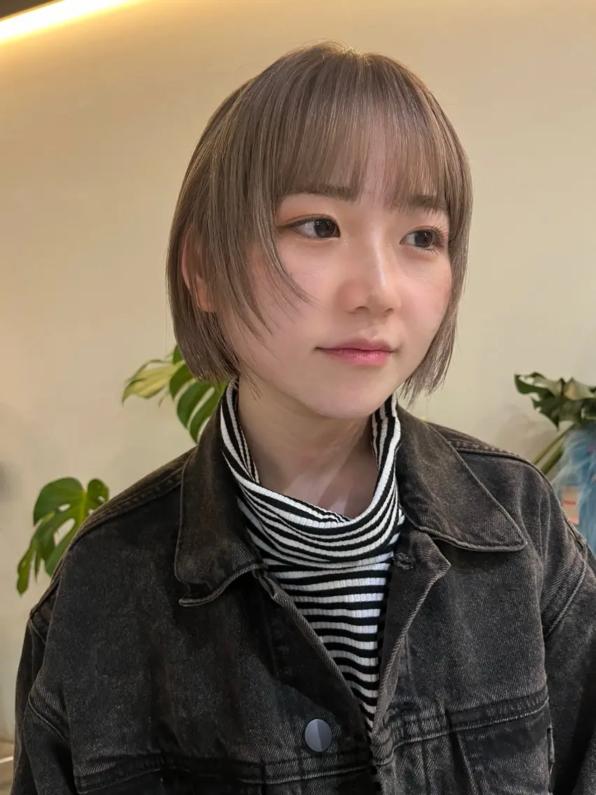 ショート レイヤーカット レイヤーカット\ウル フ　chinatsuのヘアスタイル