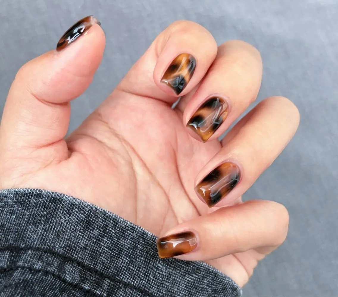 ネイル アートネイル ジェルネイル マグネットネイル Lu nailsalonのネイルデザイン