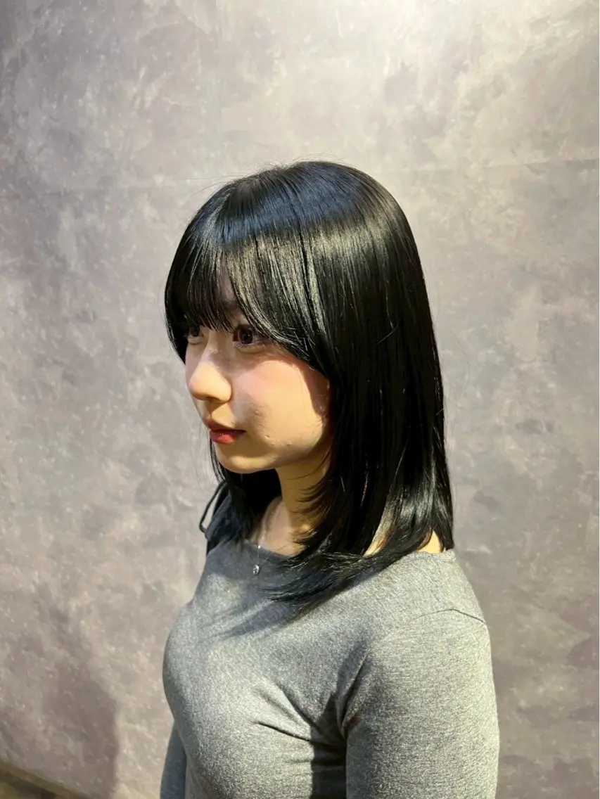 セミロング 顔周りカット レイヤーカット 小顔カット HAIRLABO 篠崎空竜のヘアスタイル