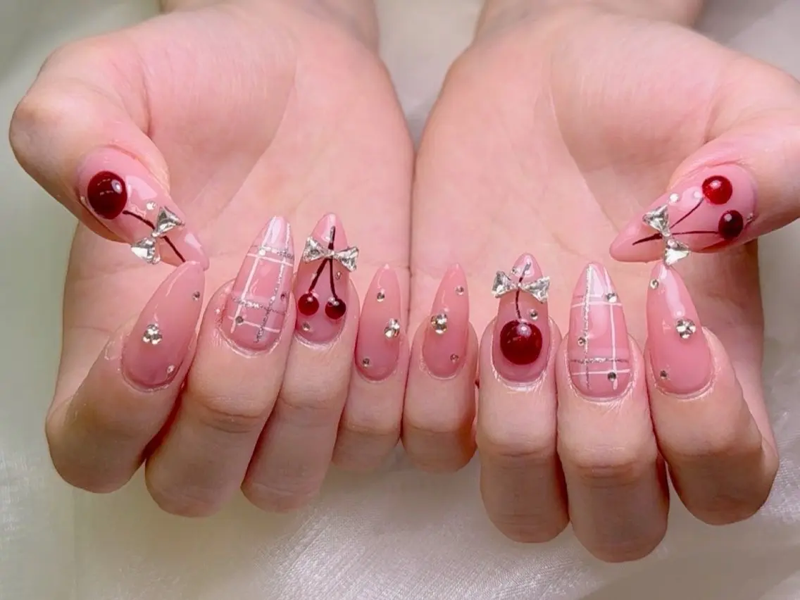 ネイル ハンドネイル lucky nail 歌舞伎町のネイルデザイン