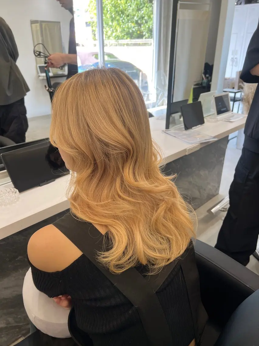 ロング カラー ブリーチ ダブルカラー 頓所 大昂のヘアスタイル
