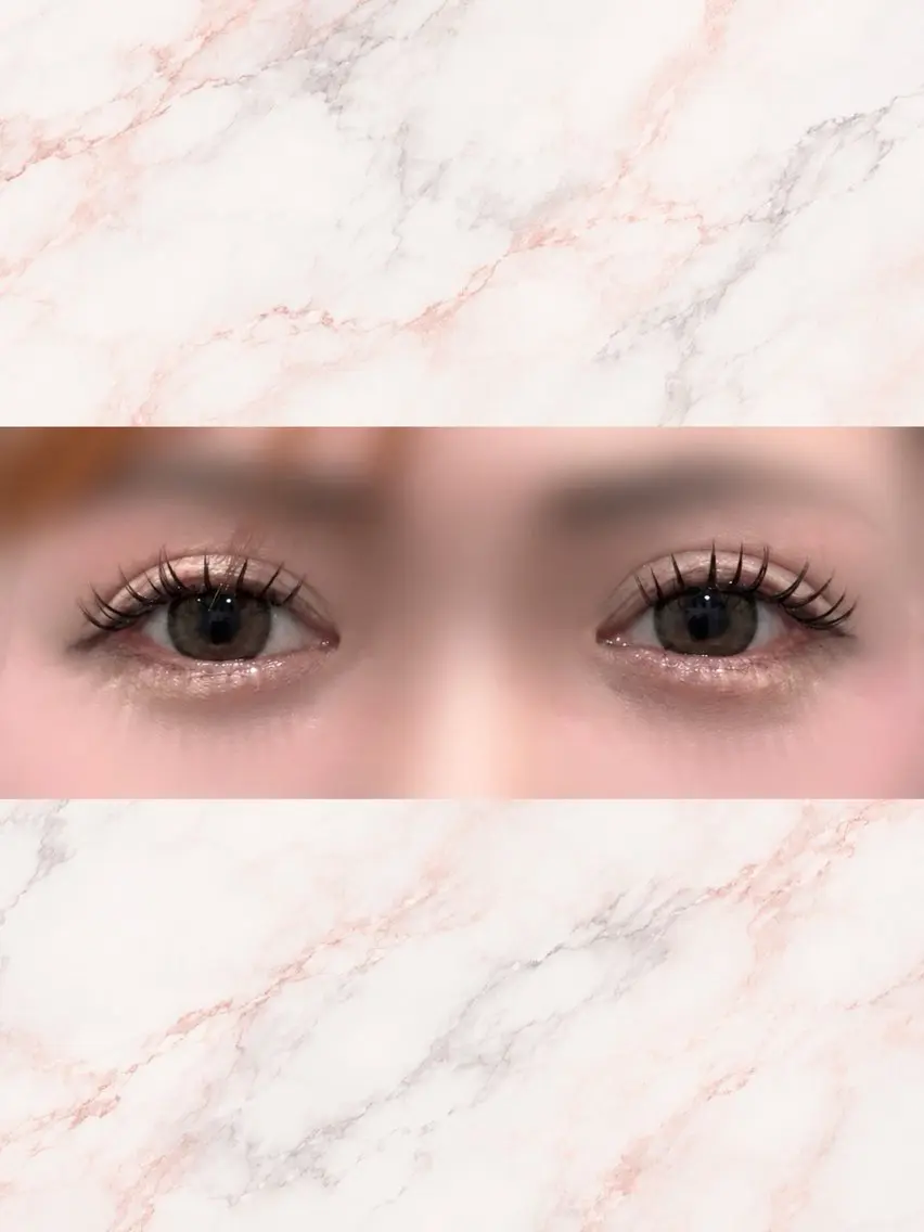 【濃さUP♡】ダブルフラット｜自まつ毛1本を上下2本のエクステで挟む　100束計200本の写真