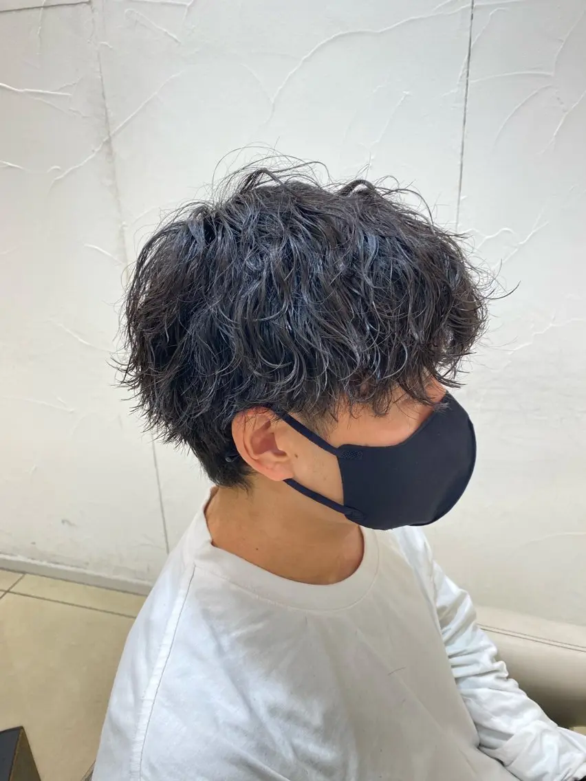 ショート パーマ メンズ カット パーマ トリートメント メンズ特化型美容師 栗山勇人のヘアスタイル