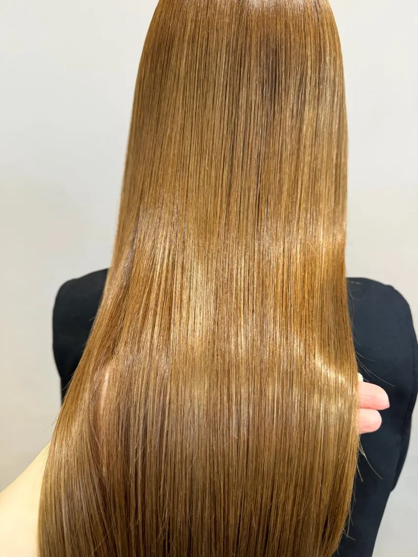 ロング カラー 小平 琳のヘアスタイル