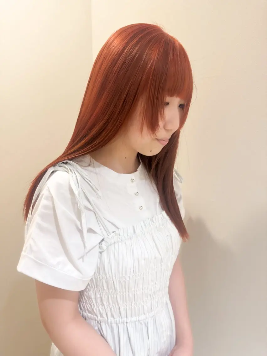 セミロング カラー ヘアアレンジ ミニボブ/ブリーチ 🌈MISATOのヘアスタイル
