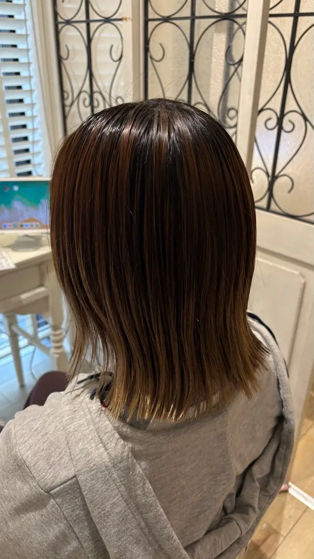 ミディアム カット トリートメント 似合わせ 顔周りYUUGAのヘアスタイル