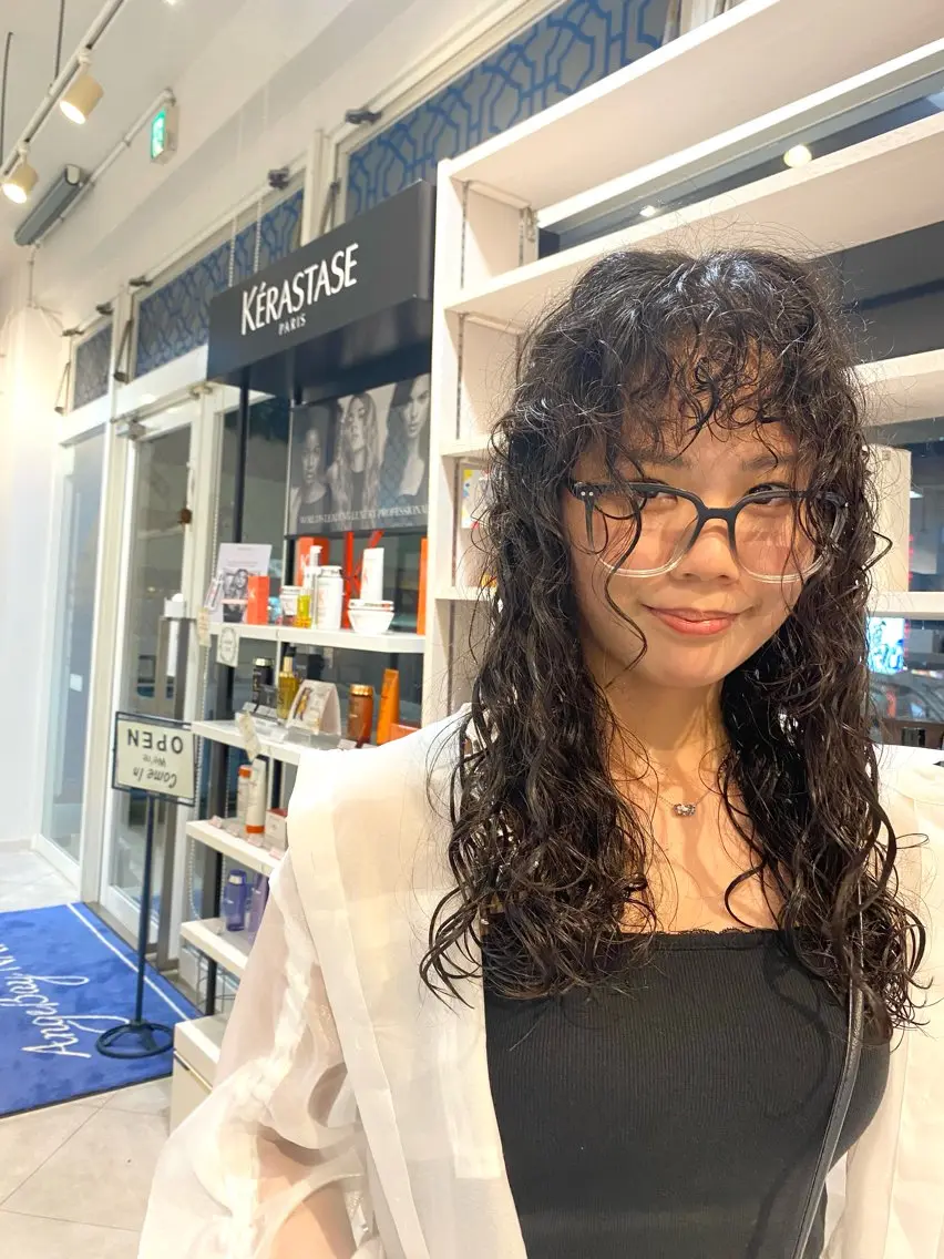 ロング パーマ カット パーマ 饒平名 知也のヘアスタイル