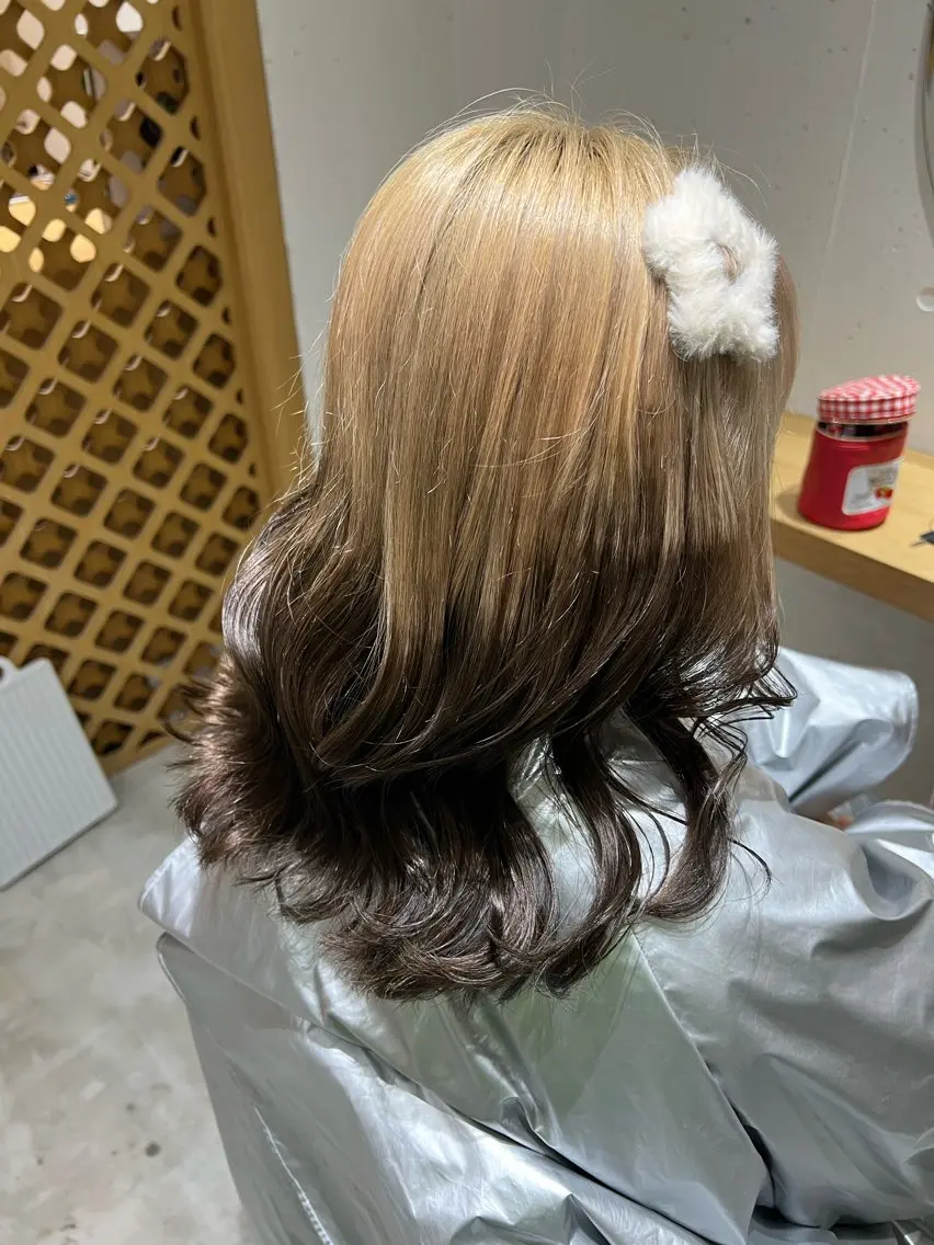 ミディアム カラー カット ヘアカラー トリートメント 周りと差のつくハイト ーン🥣AZUKIのヘアスタイル
