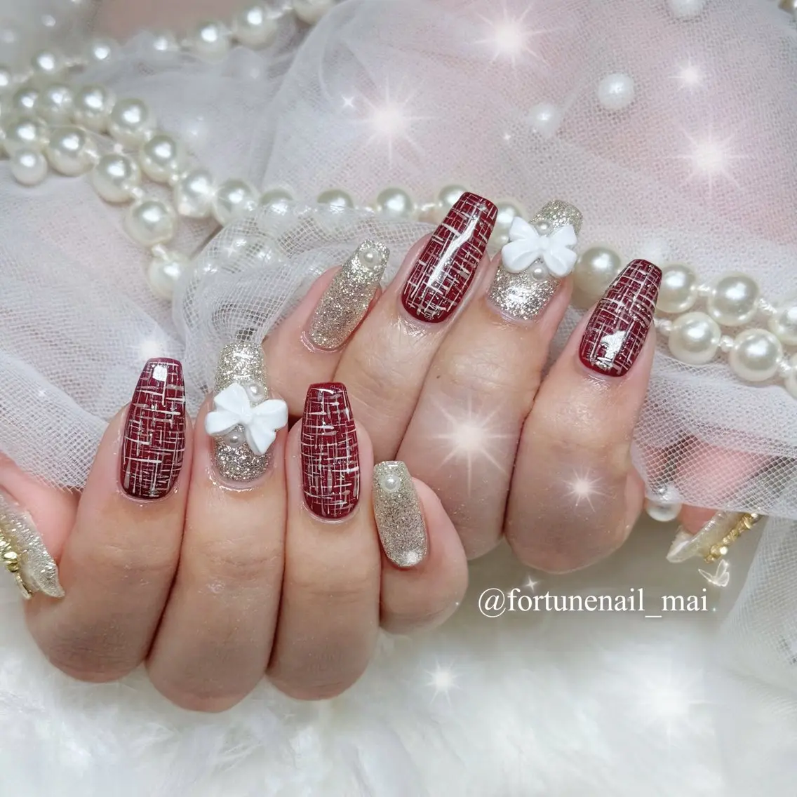 ネイル 冬ネイル クリスマス ハンドネイル 🎀Mai 🎀最短4/8🈳のネイルデザイン
