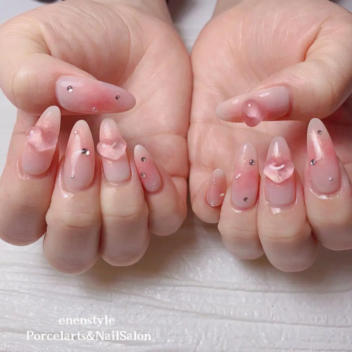 ミディアム ネイル 🐾enen style 🐾のネイルデザイン