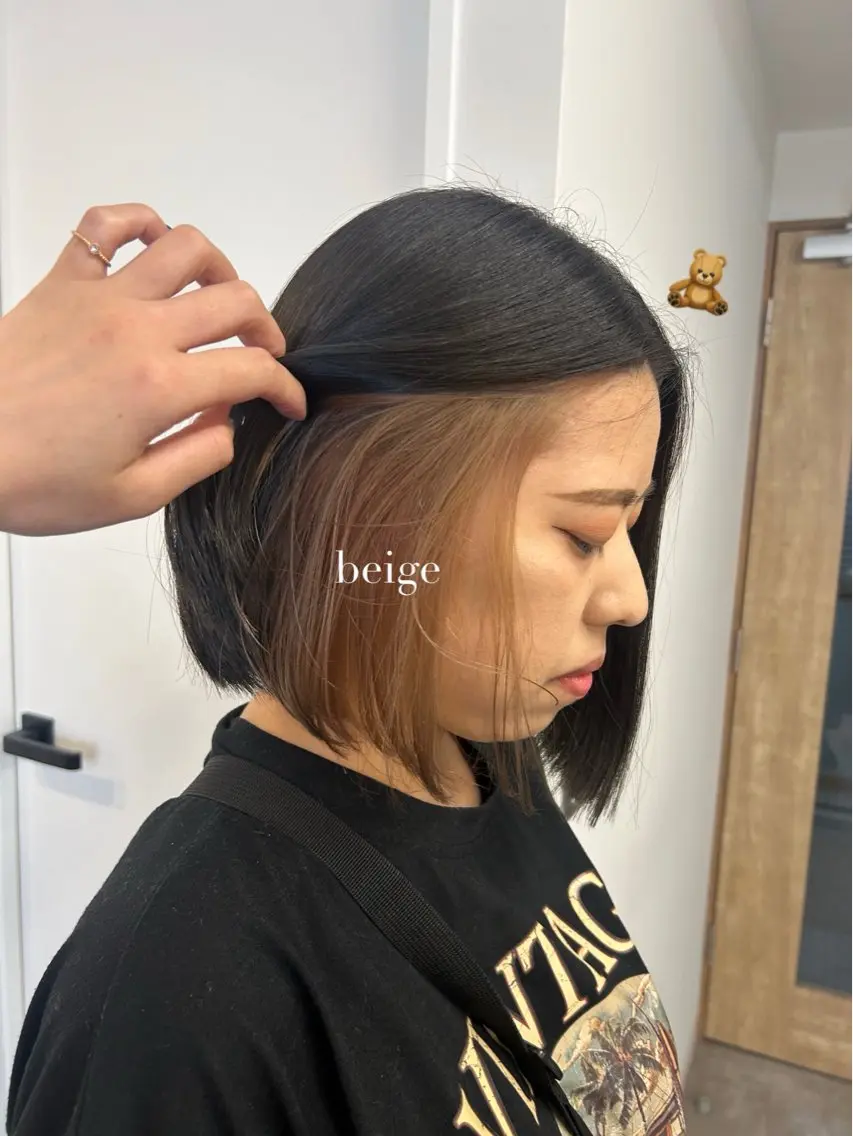 ショート カラー ベージュカラー ブリーチ インナーカラー カット ヘアカラー 暖色･似合わせカラー (廣石沙英🎀)のヘアスタイル