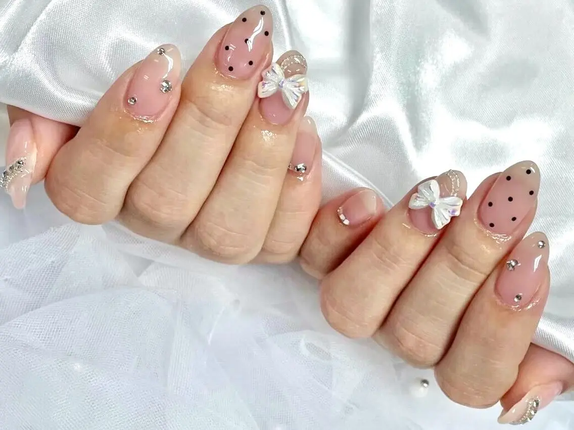 ネイル アートネイル ジェルネイル マグネットネイル 持ち込み ニュアンスネイル Nail Neige🐈🌙のネイルデザイン