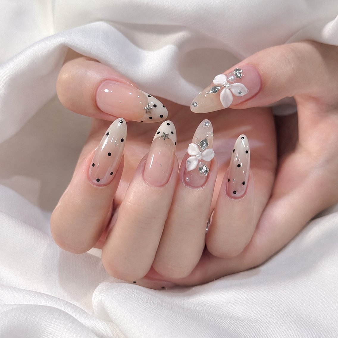 ネイル ハンドネイル YIA Nail Daikokuchoのネイルデザイン