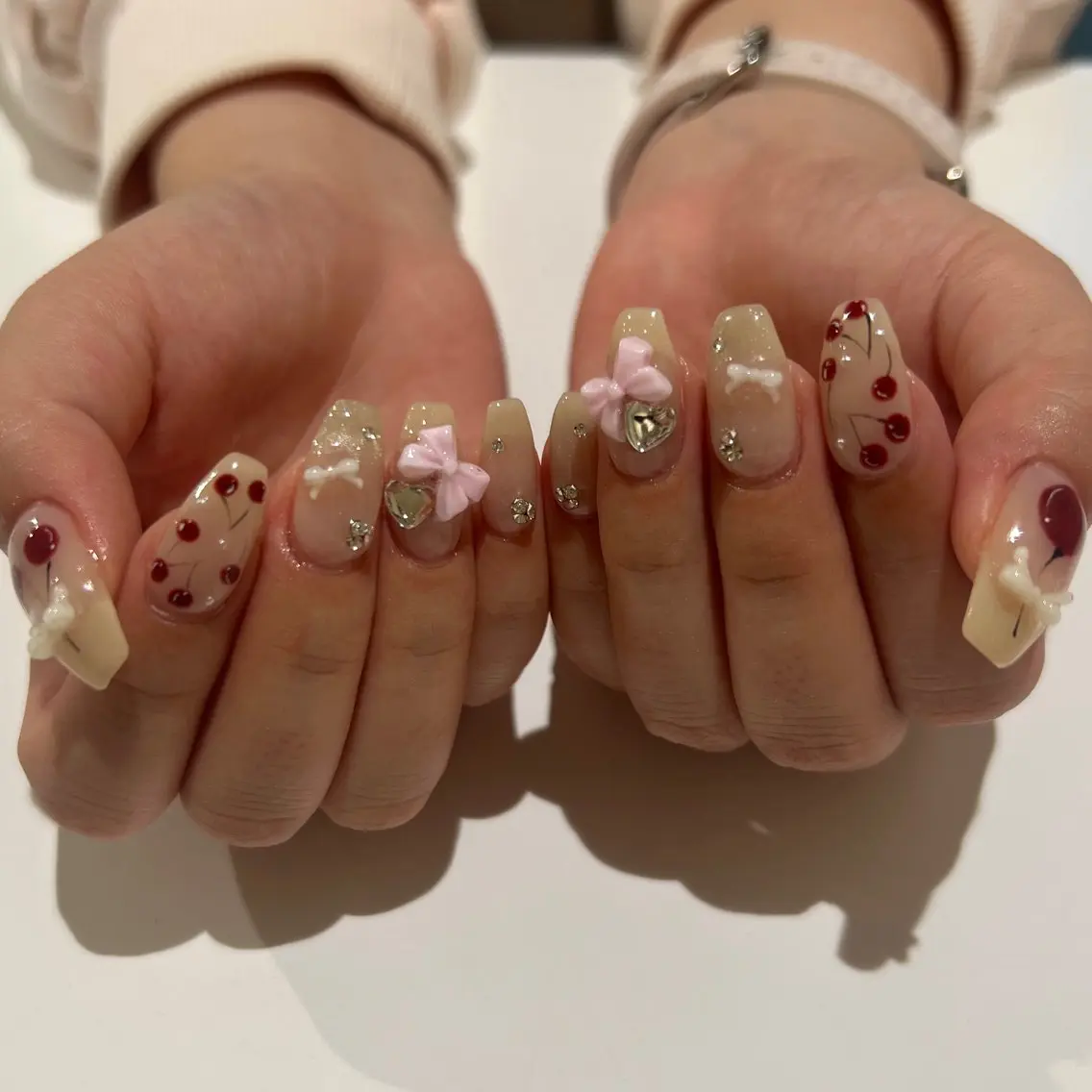ネイル ハンドネイル 横浜駅から徒歩4分" Hikari🌺のネイルデザイン