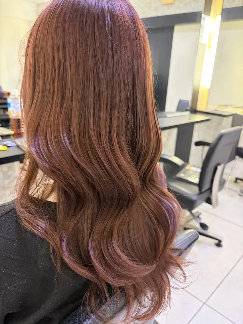 セミロング カラー ブラウンカラー ピンクカラー 🍵rinka 🍵カラーモデル募集のヘアスタイル