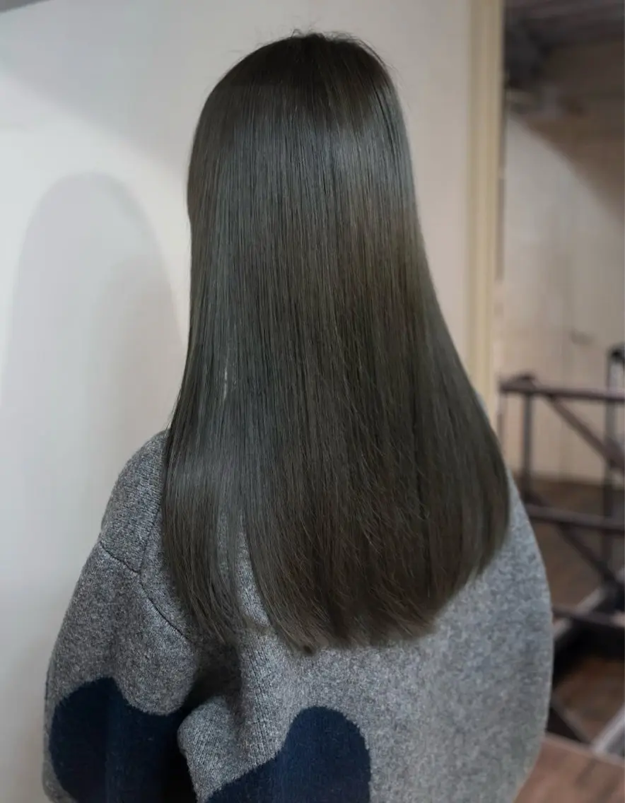 ロング ヘアカラー トリートメント ALLY 原宿のヘアスタイル