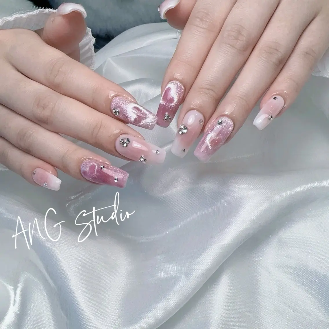 ネイル ハンドネイル ハンドケア ANG Studioのネイルデザイン