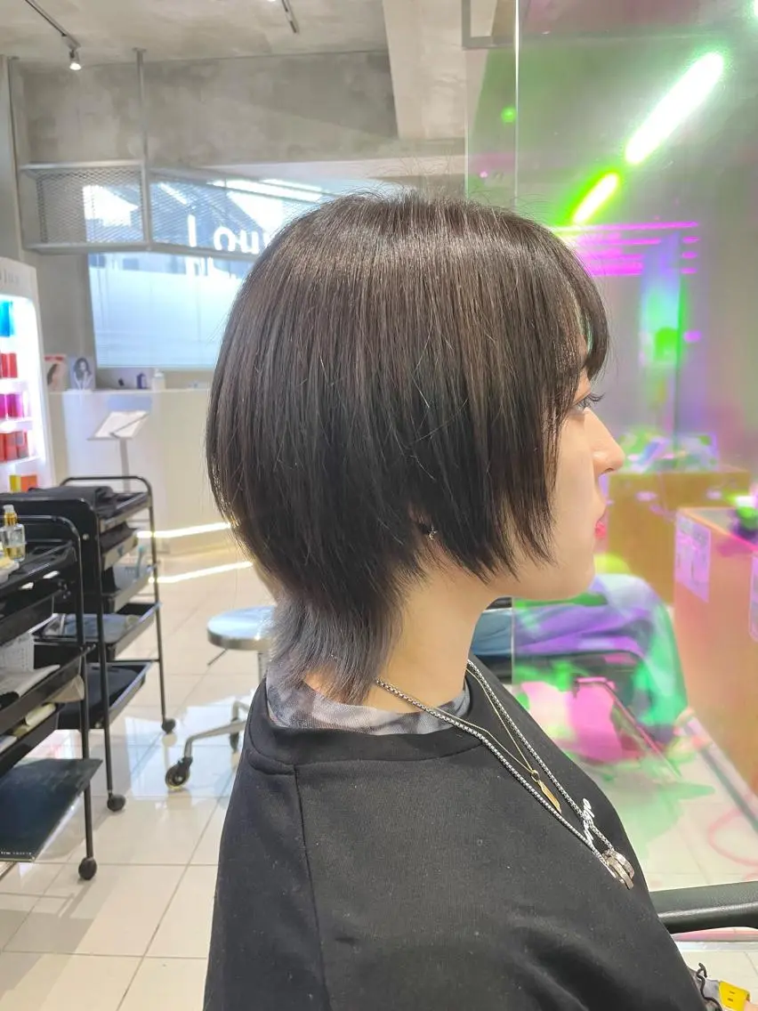 【梅雨対策☔️】酸性ストレート+カット¥15500の写真