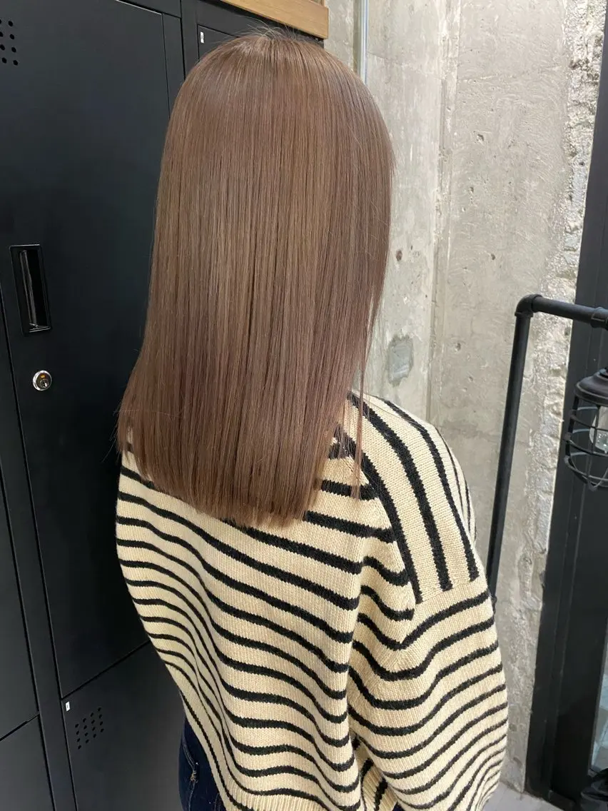 カラー KAEDE🌺Wカ ラー/ホワイトカラーのヘアスタイル