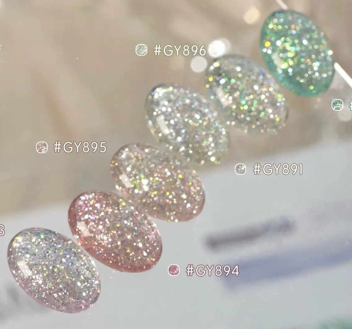 ❤️グリッターキラキラ大人気ワンホンネイル2色まで36色(新規オフ無料、リピーター様+¥500) (二度塗り+¥500)の写真