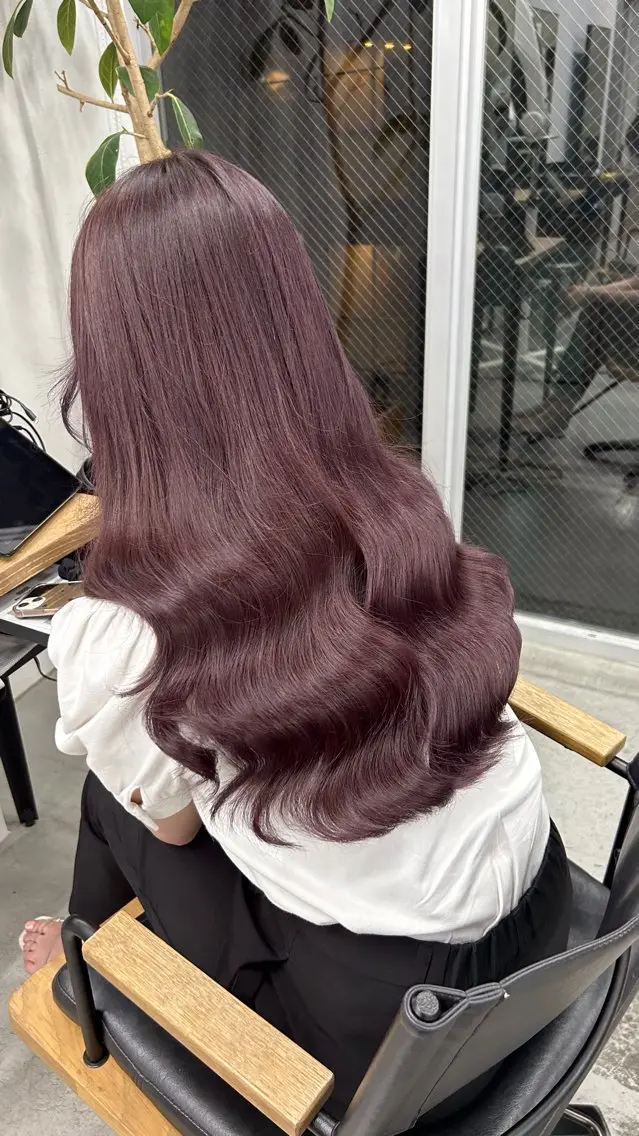ロング カラー ブリーチ ケアブリーチ カシス ダブルカラー ラベンダーカラー カット ヘアカラー トリートメント RYOSUKE ハイトーンのヘアスタイル