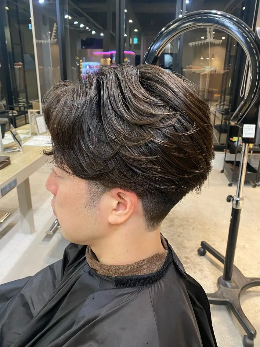 メンズ フェザーパーマ メンズパーマ カット パーマ 才田 まりなのヘアスタイル
