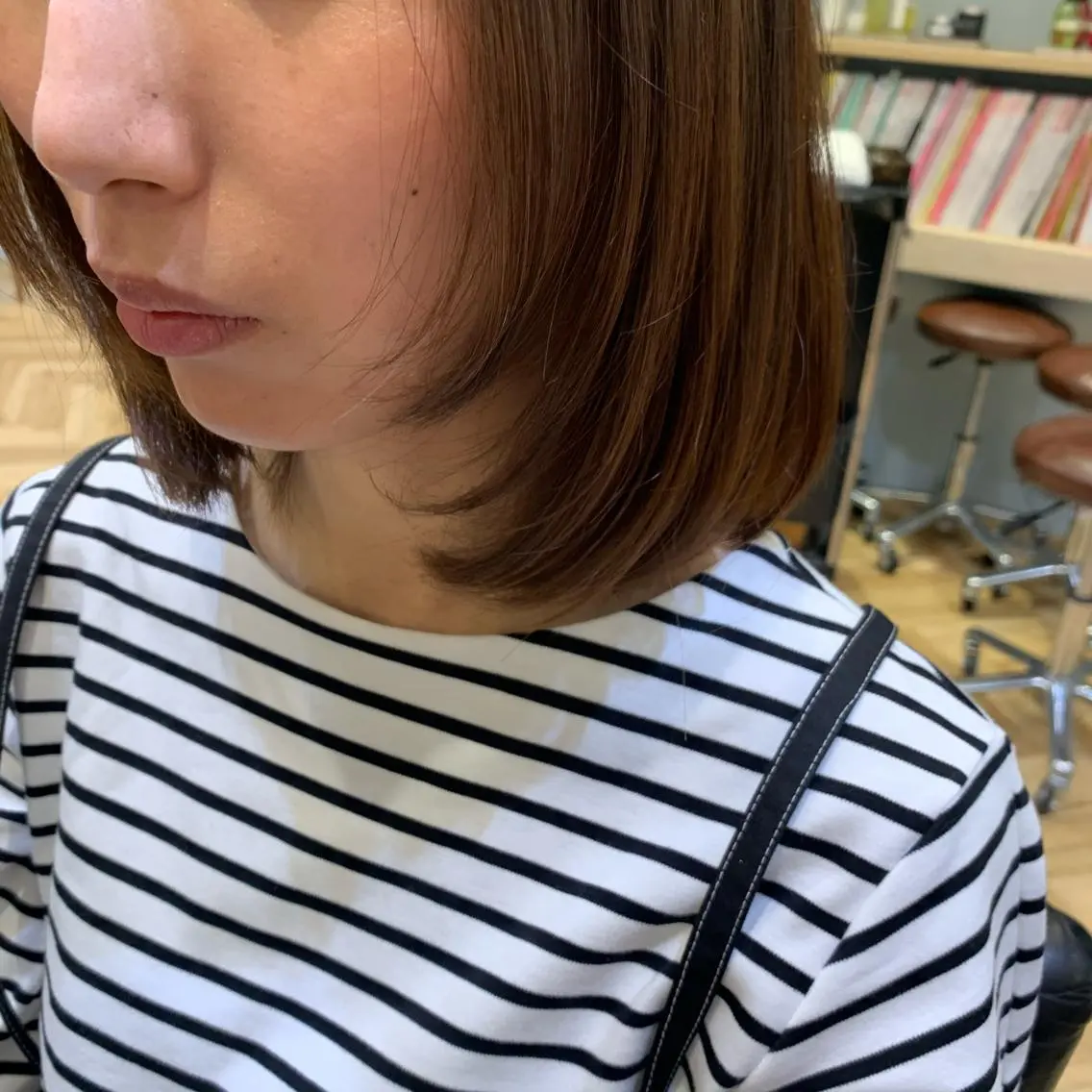 ミディアム レイヤーカット 蓼沼 由莉のヘアスタイル