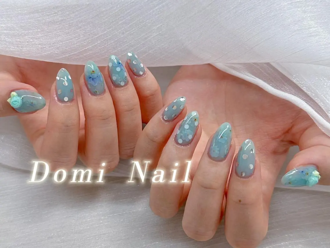 ネイル ハンドネイル フットネイル Domi Nail Salonのネイルデザイン