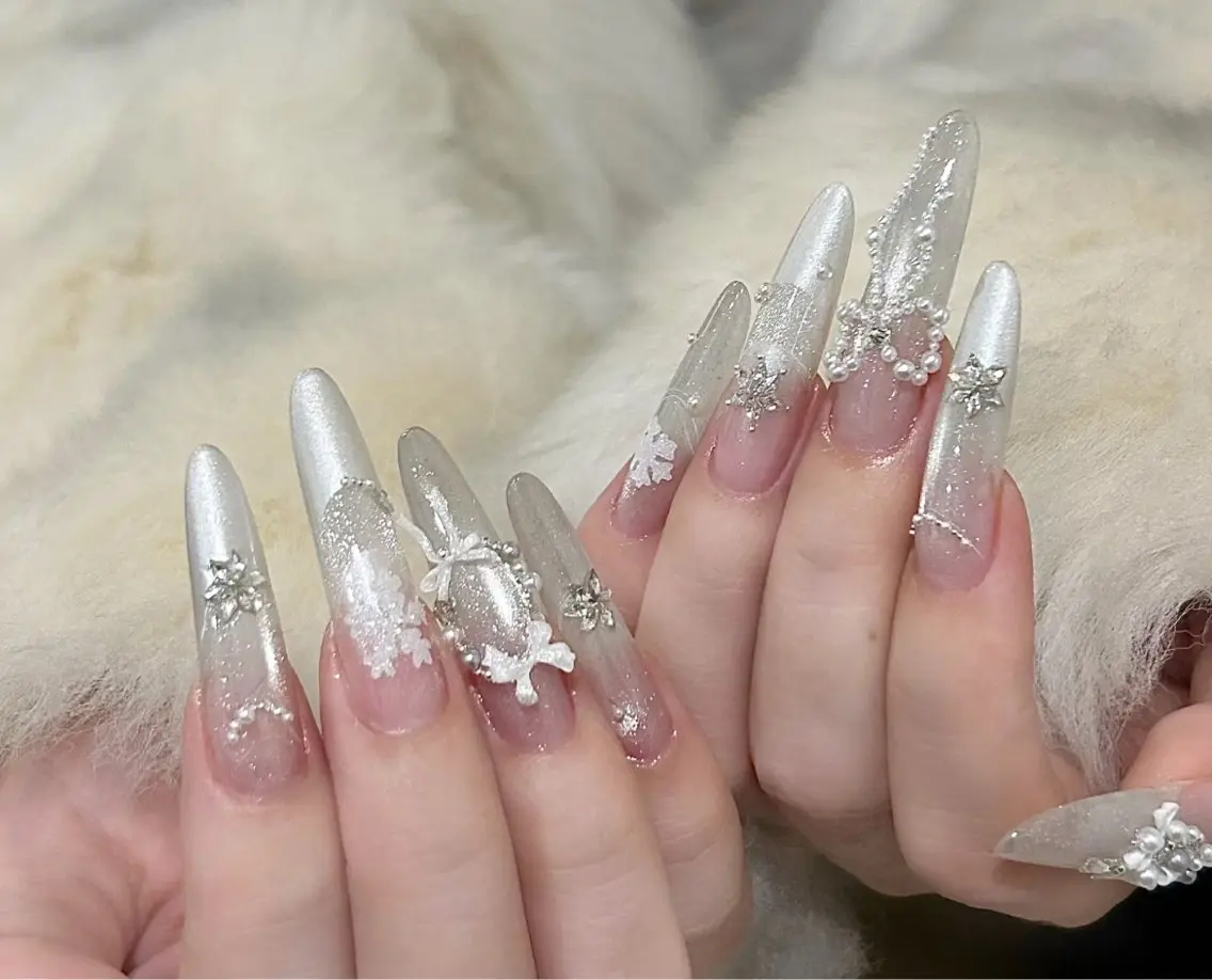 ネイル ハンドネイル Pure&Rich Nailのネイルデザイン
