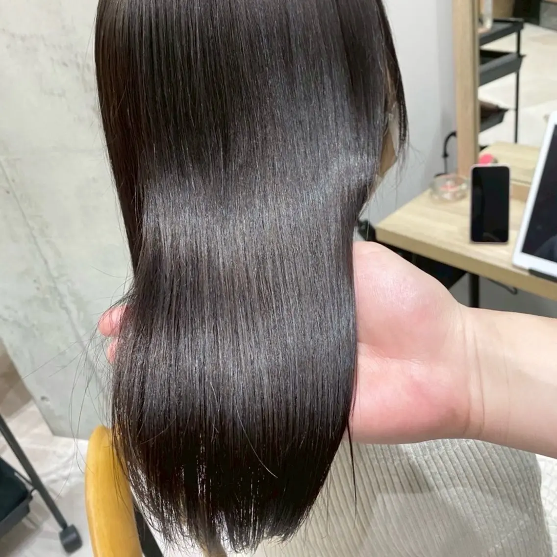 ロング カラー カット ヘアカラー トリートメント ブリーチなし 暖色カラー/井上あいのヘアスタイル