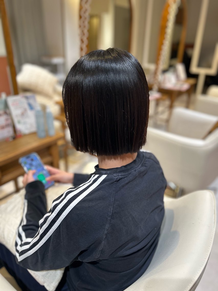 ショート 中山 知優のヘアスタイル