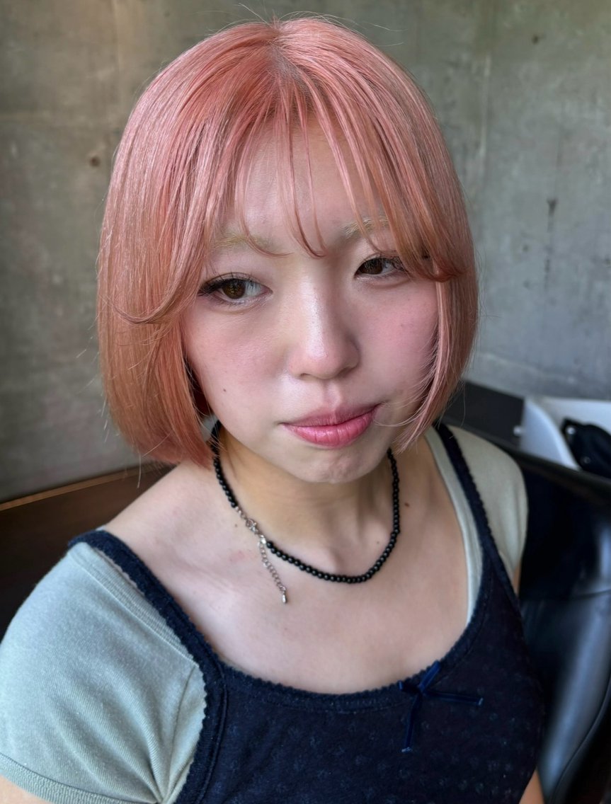 ショート カット ヘアカラー トリートメント Cocona🦤 ハイトーン/レイヤーのヘアスタイル