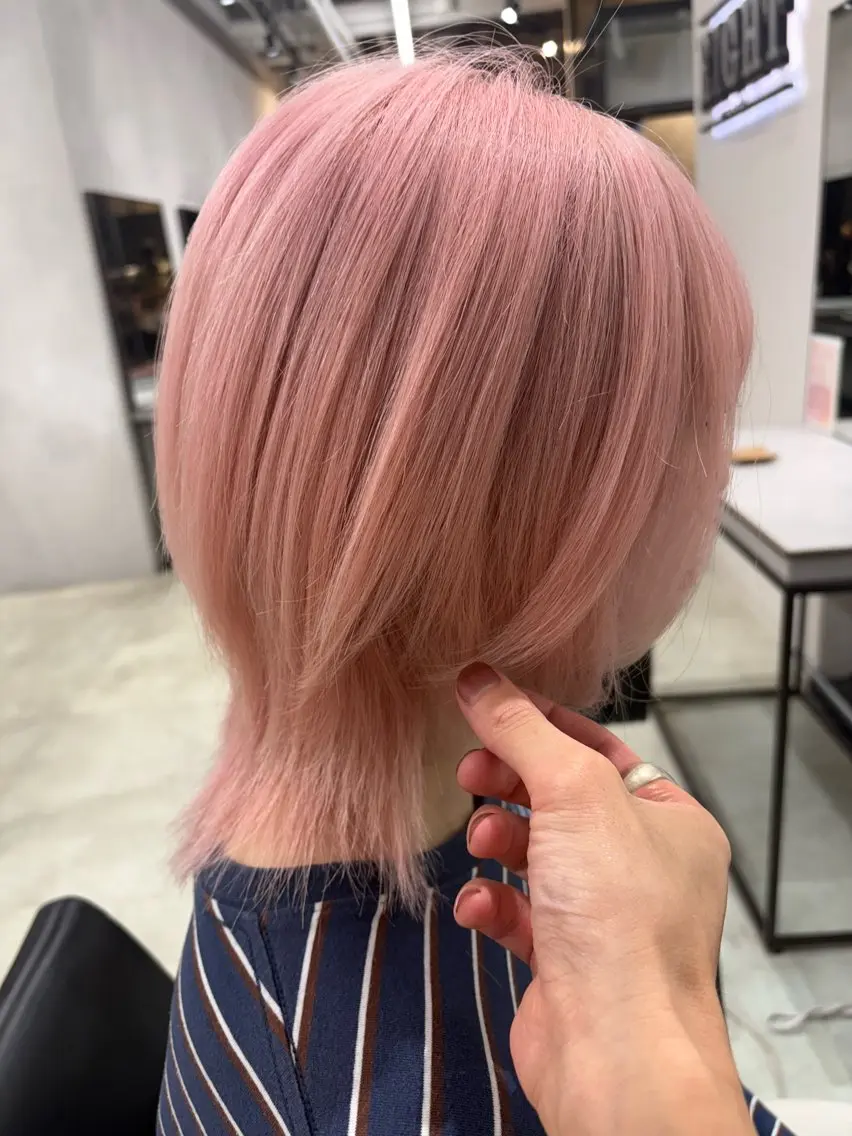 ミディアム カット ヘアカラー 渋谷ハイトーン/ デザインカラー阿部のヘアスタイル