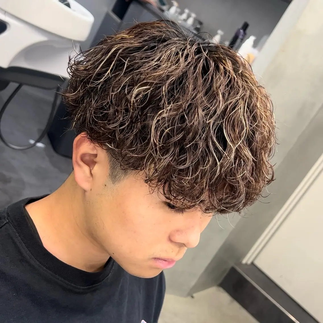 ショート パーマ メンズ メンズハイライト メンズパーマ ハイライト 松下 友希 【fifth】のヘアスタイル